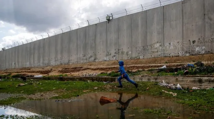 دعوة ترامب لنقل الفلسطينيين ومخالفات القانون الدولي